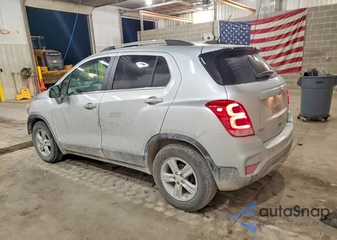 2018 Chevrolet Trax 1Lt z USA, uszkodzony, nr VIN KL7CJLSB2JB716072